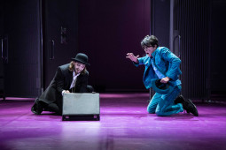 Изображение на галерия: Комедия от грешки