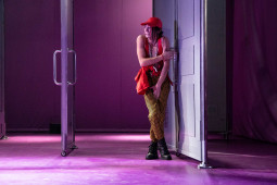 Изображение на галерия: Комедия от грешки