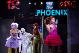 Изображение на галерия: Комедия от грешки