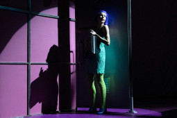 Изображение на галерия: Комедия от грешки