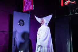 Изображение на галерия: Комедия от грешки